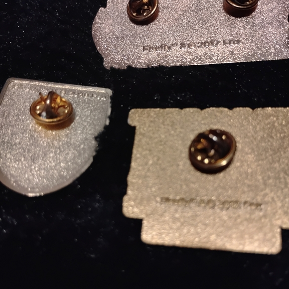 Colorful Cartoon Character Pin Set - Picture 11 of 12